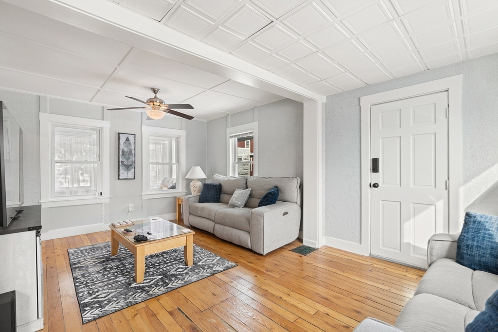 2 Library Street Georgetown, MA 01833 - Photo 9 of 37