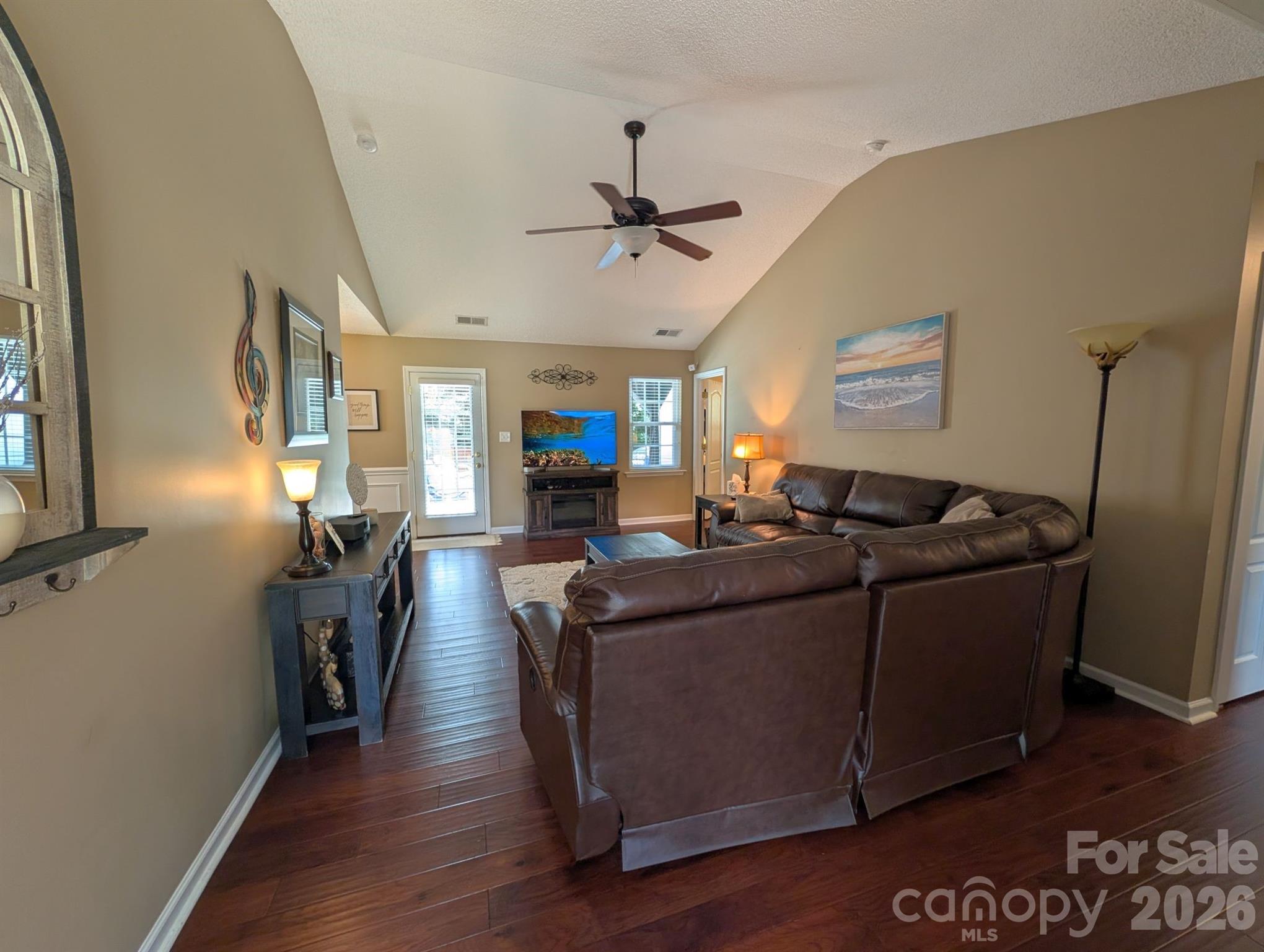 704 Gum Branch Road Charlotte, NC 28214 - Photo 4 of 37