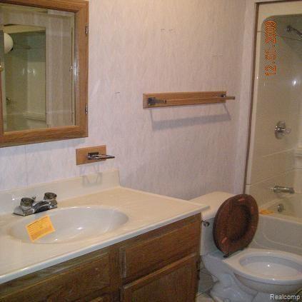 14440 Elwell Road Belleville, MI 48111 - Photo 10 of 25 bathroom 3