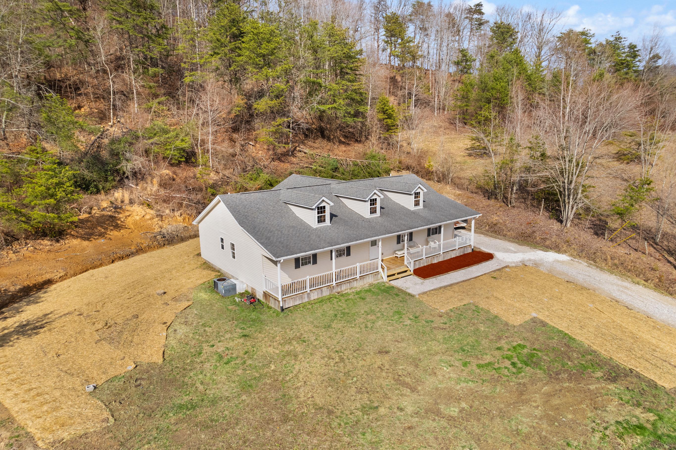 2768 Johnson Road London, KY 40741 - Photo 3 of 44 DJI_0099