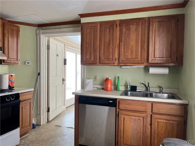 $247,500 | 109 St Lawrence Avenue West, Brownville, NY 13615