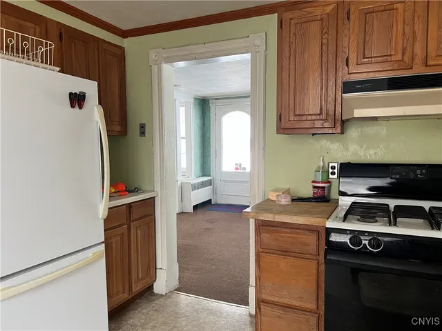 $247,500 | 109 St Lawrence Avenue West, Brownville, NY 13615