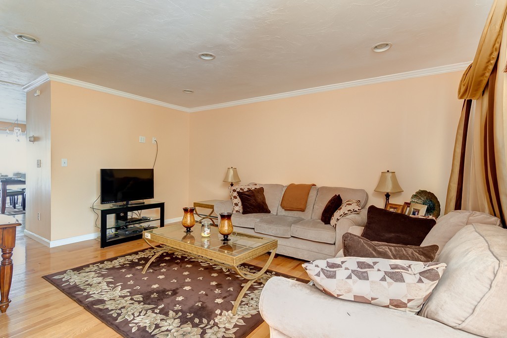 46 Wrentham Road, Unit 46 Worcester, MA 01602 - Photo 4 of 15 Gallery Image 4