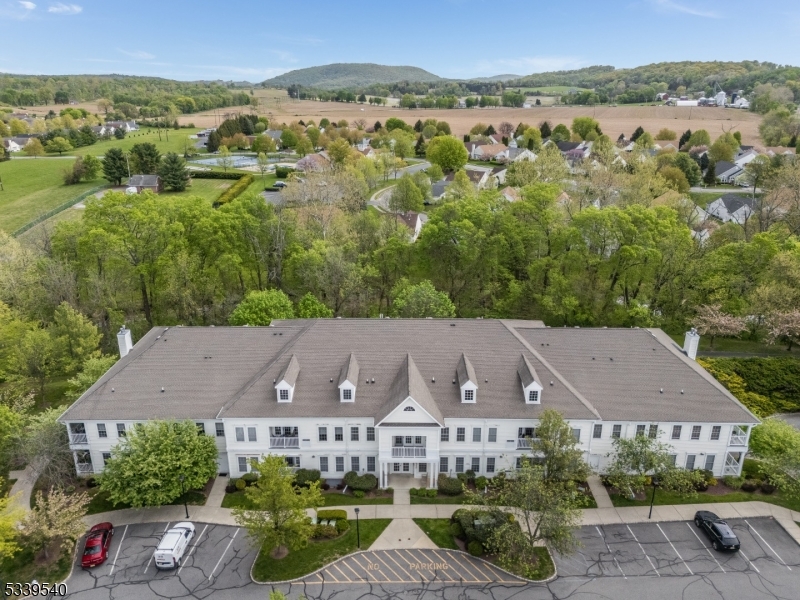 6015 Brookfield Glen Drive, Unit 15 Belvidere, NJ 07823 - Photo 39 of 48 an aerial view of multiple house
