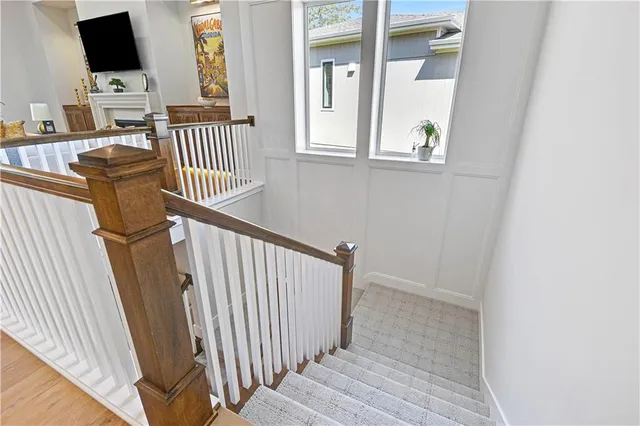 $900,625 | 24916 West 98th Place, Lenexa, KS 66227