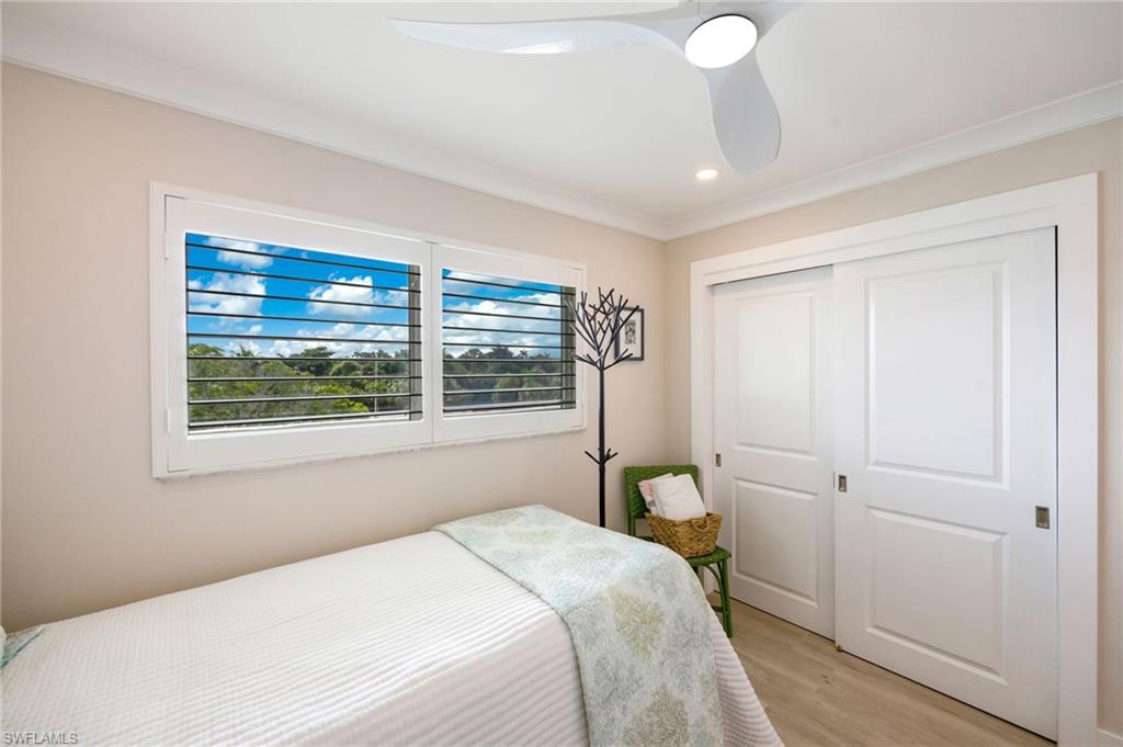 29 High Point Circle East, Unit 403 Naples, FL 34103 - Photo 26 of 50