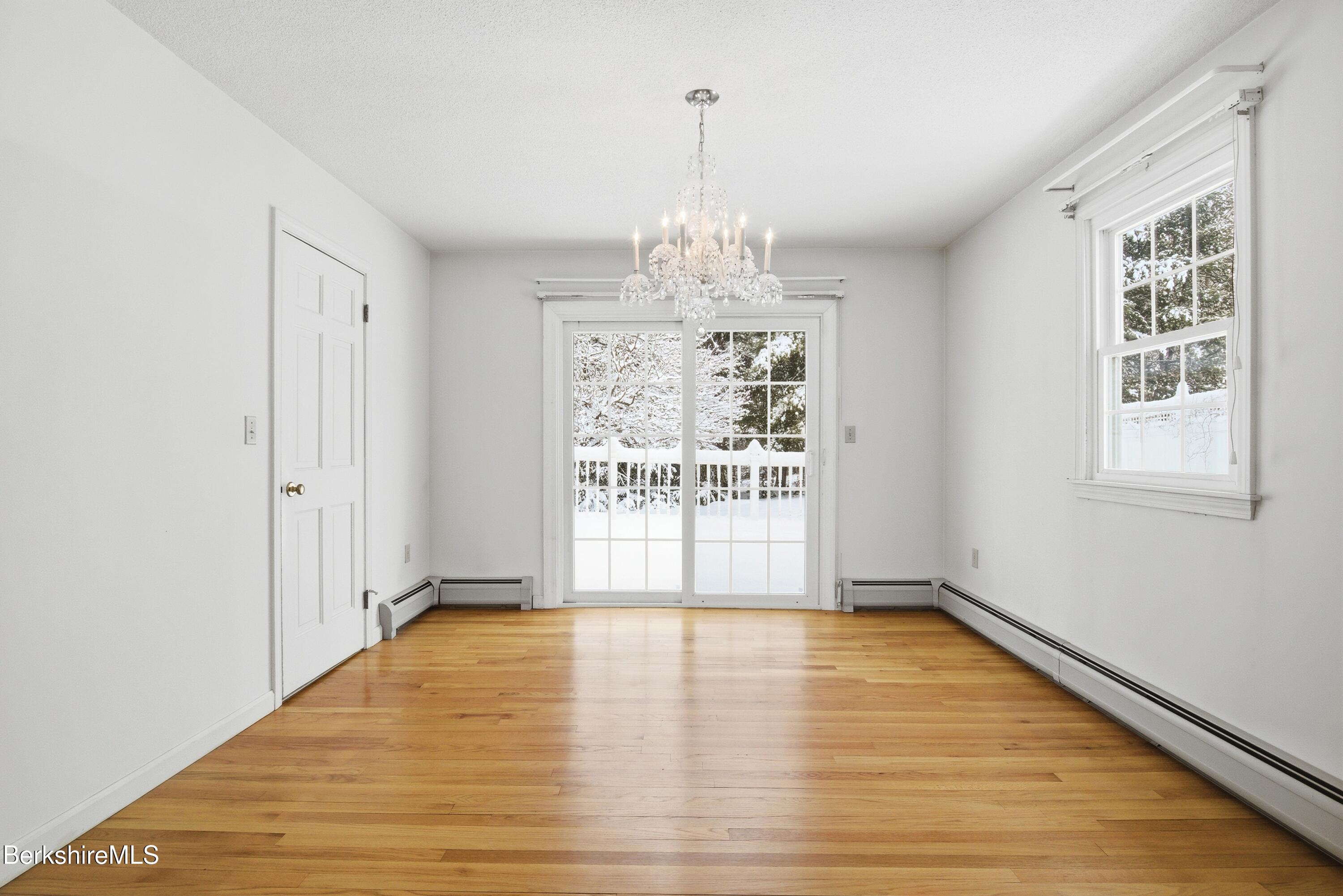 121 Kittredge Road Pittsfield, MA 01201 - Photo 12 of 48 JAN03782