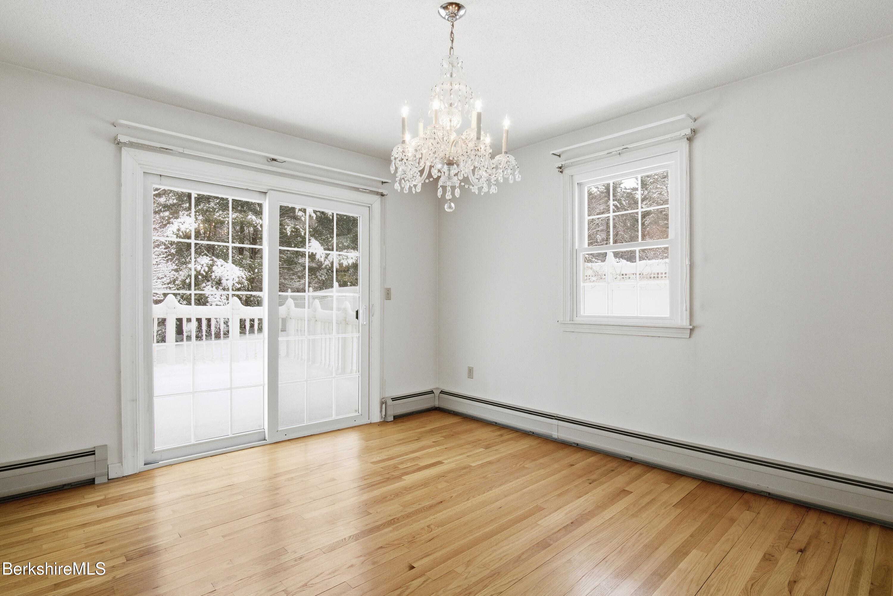 121 Kittredge Road Pittsfield, MA 01201 - Photo 14 of 48 JAN03785