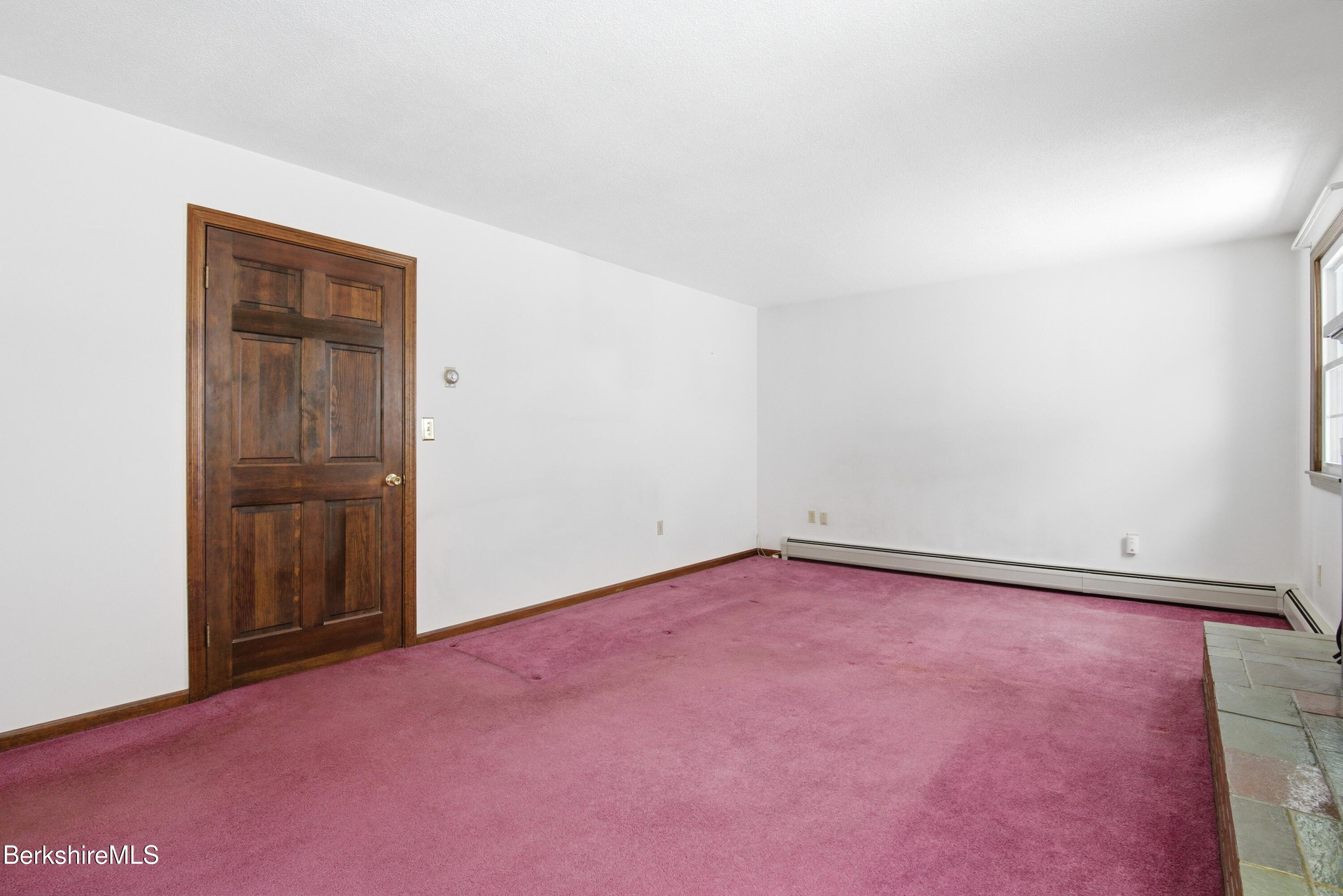 121 Kittredge Road Pittsfield, MA 01201 - Photo 24 of 48 JAN03851