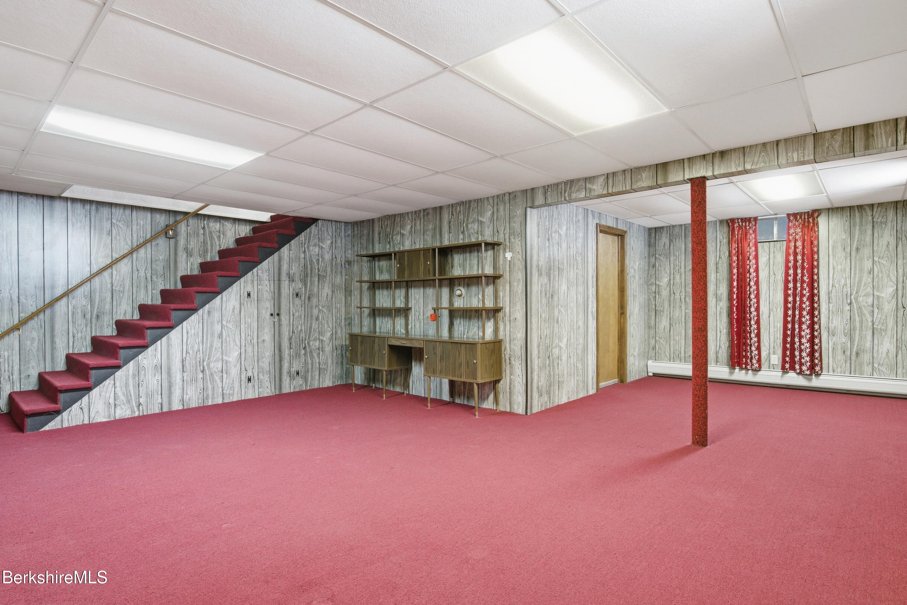 121 Kittredge Road Pittsfield, MA 01201 - Photo 43 of 48 JAN03971