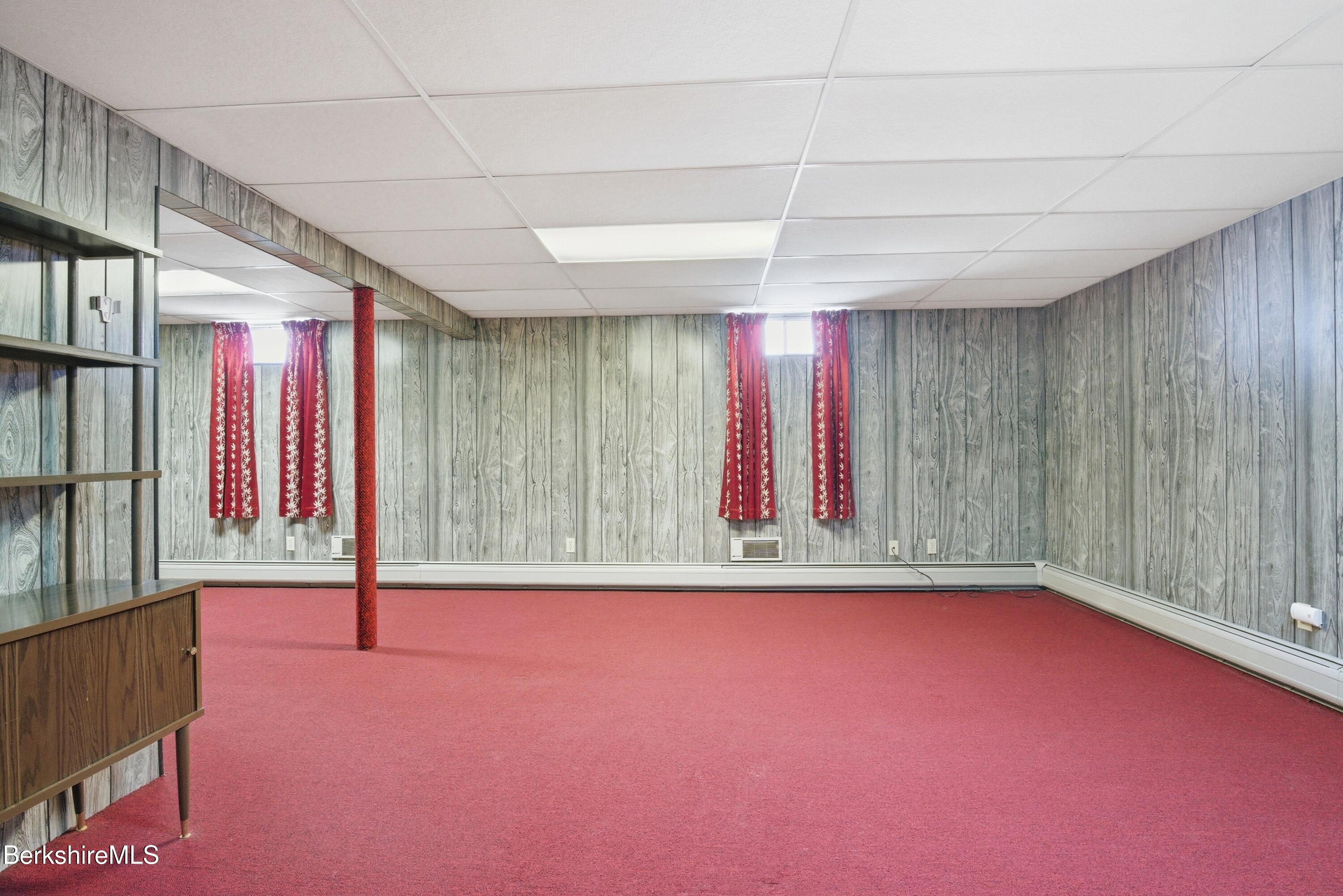 121 Kittredge Road Pittsfield, MA 01201 - Photo 46 of 48 JAN03974