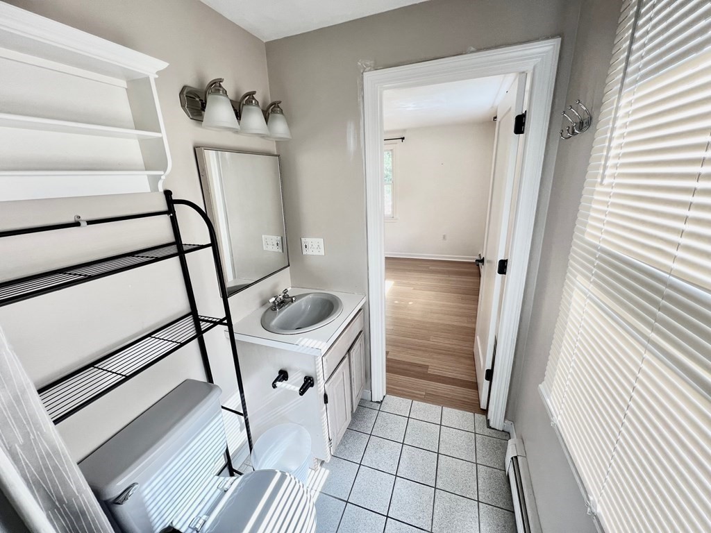 33 Upland Road Waltham, MA 02451 - Photo 16 of 39 Gallery Image 16