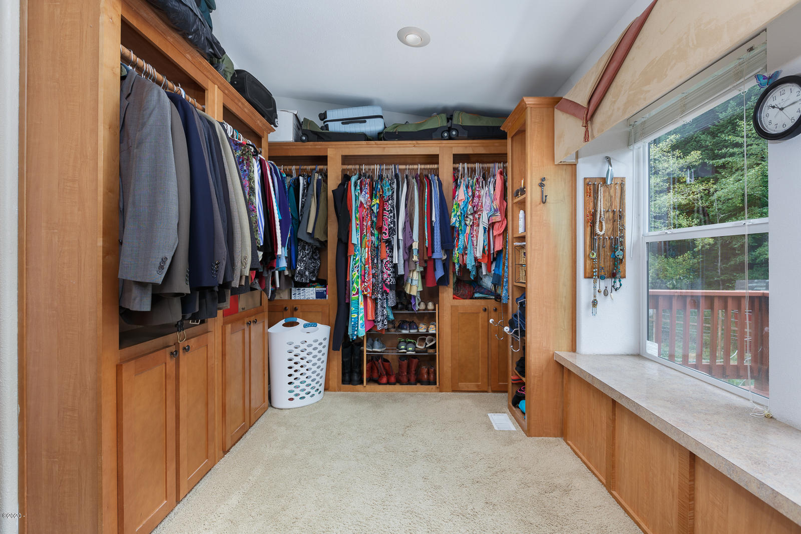 9357 Yaquina Bay Road Newport, OR 97365 - Photo 14 of 47 Master closet