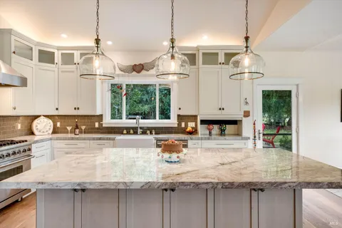 $5,300,000 | 585 Denmark Street, Sonoma, CA 95476