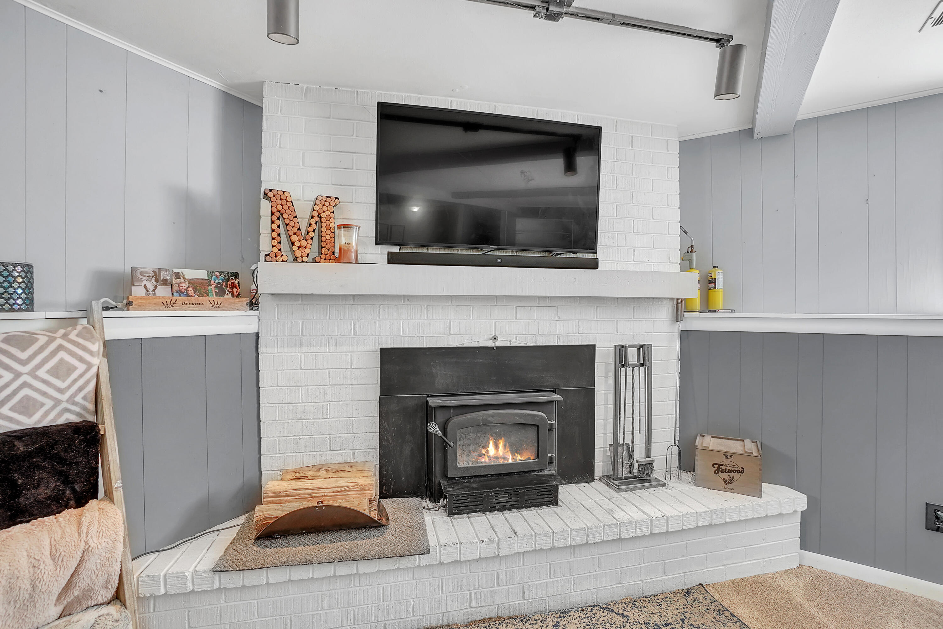 502 Homesteaders Retreat Eagle, WI 53119 - Photo 17 of 32 Fireplace