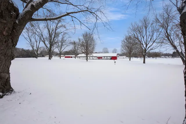 $419,900 | 502 Homesteaders Retreat, Eagle, WI 53119