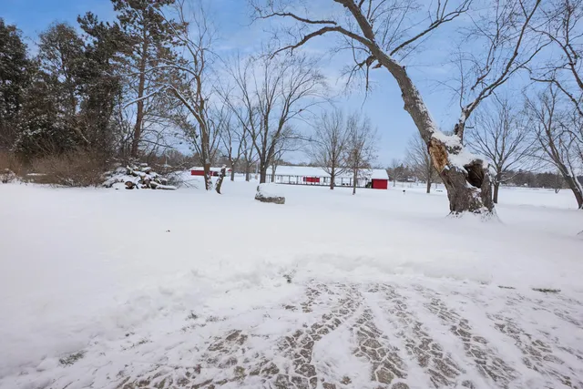 $419,900 | 502 Homesteaders Retreat, Eagle, WI 53119