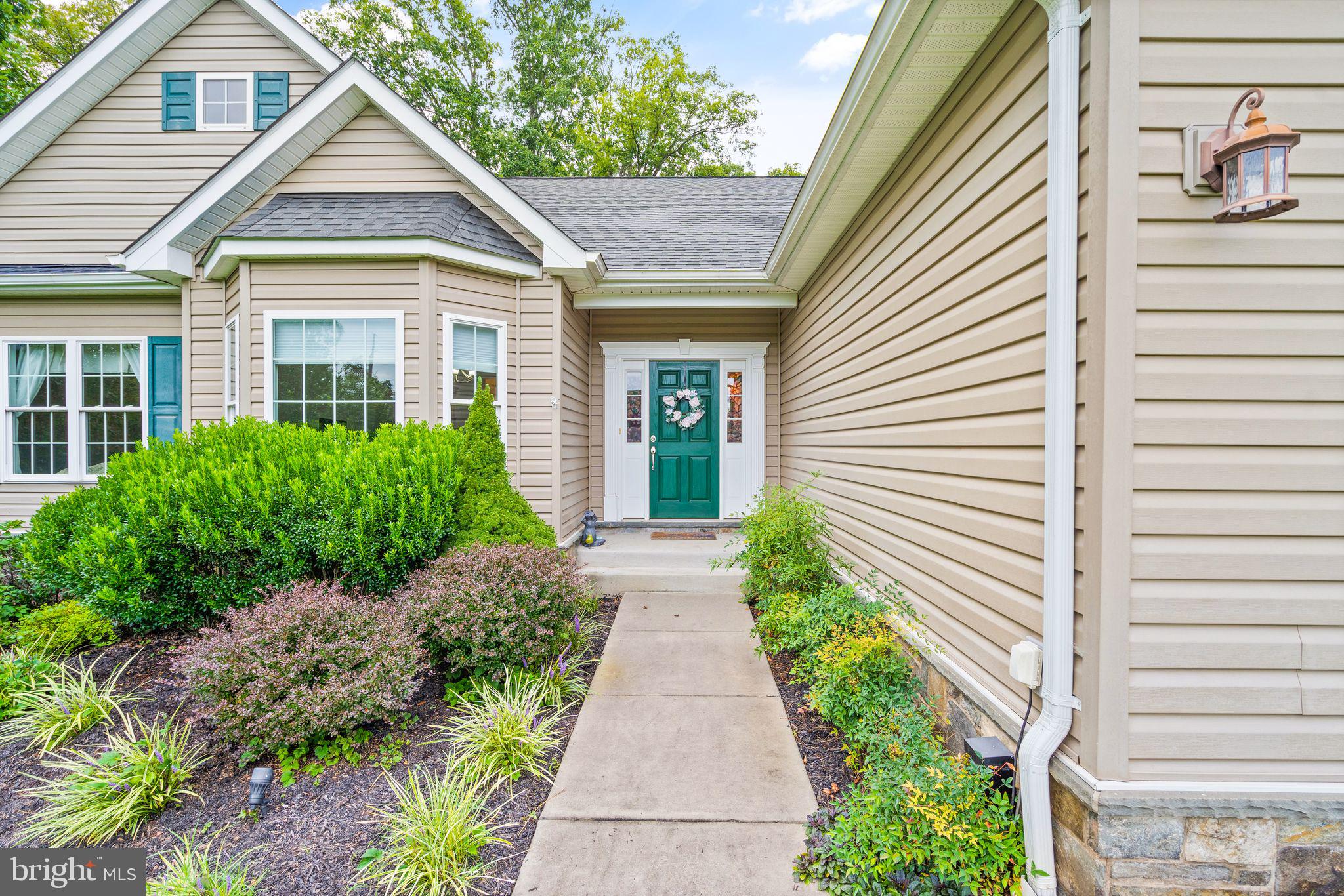 11418 Smithfield Road Manassas, VA 20112 - Photo 4 of 66