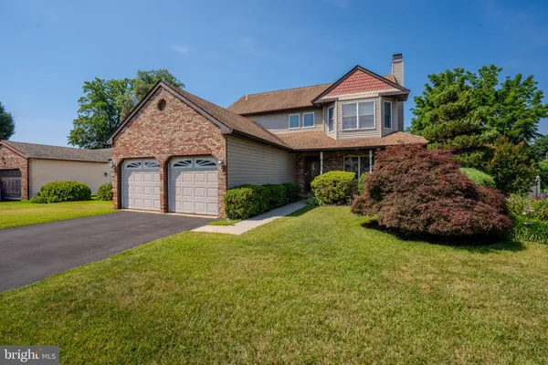 $699,990 | 952 Duxbury Drive, Langhorne, PA 19047