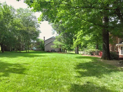 $559,900 | 100 Applewood Court, Hendersonville, TN 37075