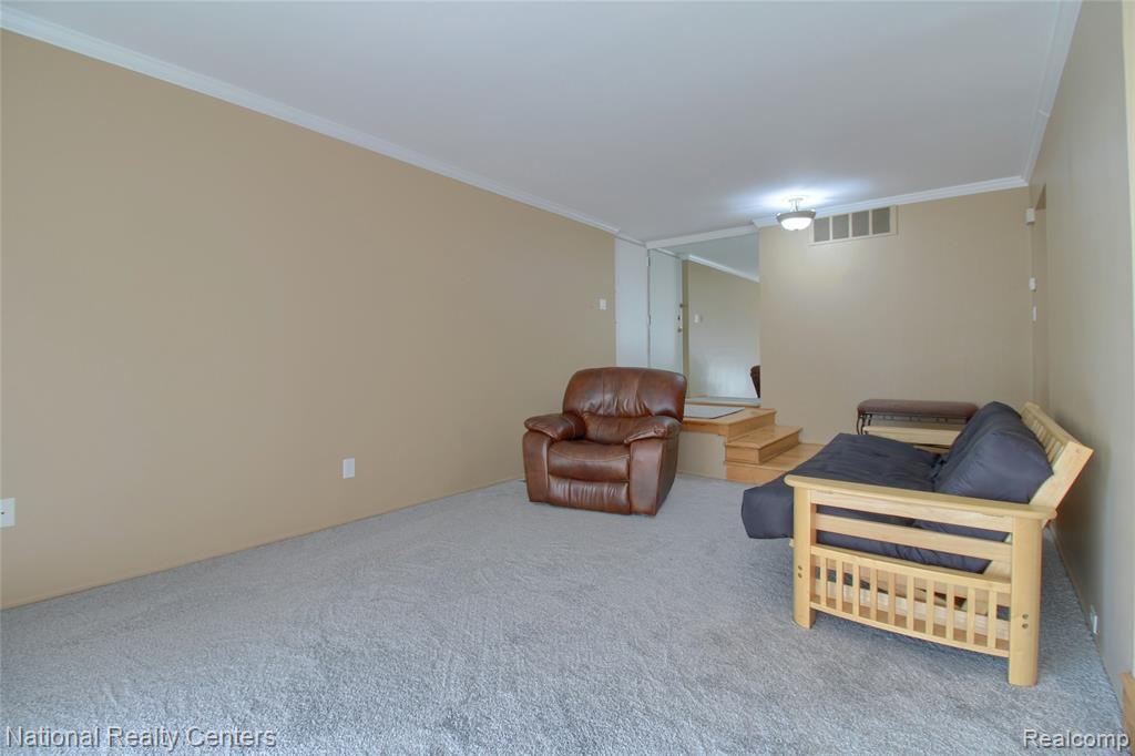 16547 Middlebelt Road, Unit 6 Livonia, MI 48154 - Photo 11 of 29