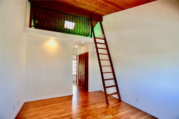 $1,850,000 | 28817 Top Of The World Drive, Laguna Beach, CA 92651