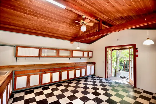 $1,850,000 | 28817 Top Of The World Drive, Laguna Beach, CA 92651