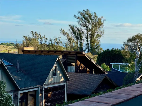 $1,850,000 | 28817 Top Of The World Drive, Laguna Beach, CA 92651