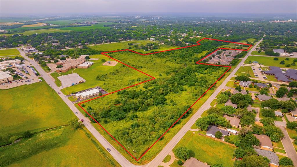 Na Old Brandon Road Hillsboro, TX 76645 - Photo 2 of 5 an aerial view of residential houses with outdoor space