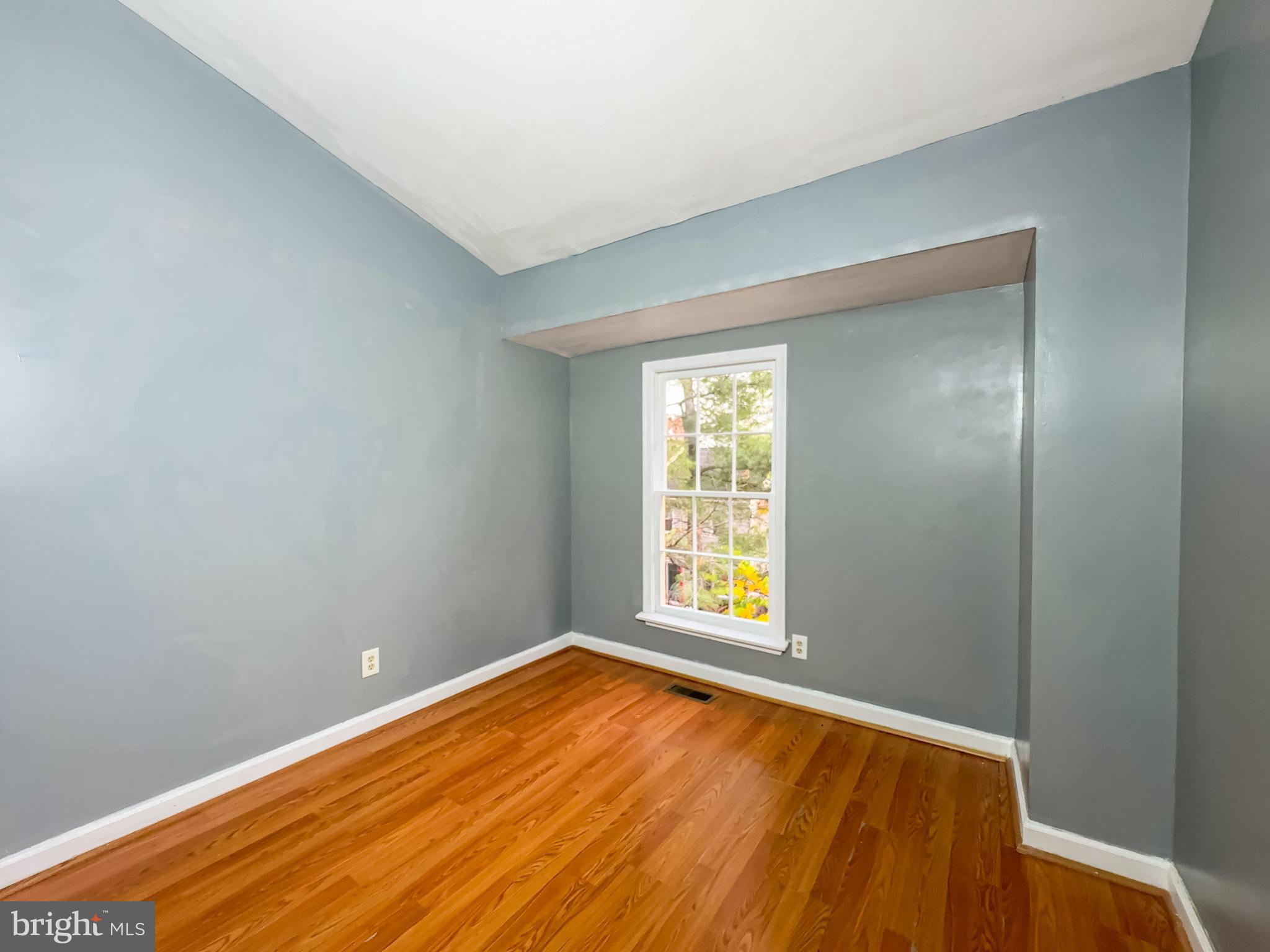 2863 Strauss Terrace Silver Spring, MD 20904 - Photo 16 of 23 an empty room with a window