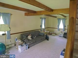 879 Allentown Road Telford, PA 18969 - Photo 3 of 6 Gallery Image 3