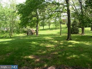 879 Allentown Road Telford, PA 18969 - Photo 5 of 6 Gallery Image 5