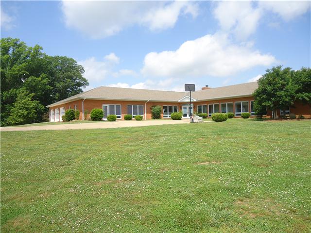 2602 Prospect Road Pulaski, TN 38478 - Photo 8 of 18 Front View of Home