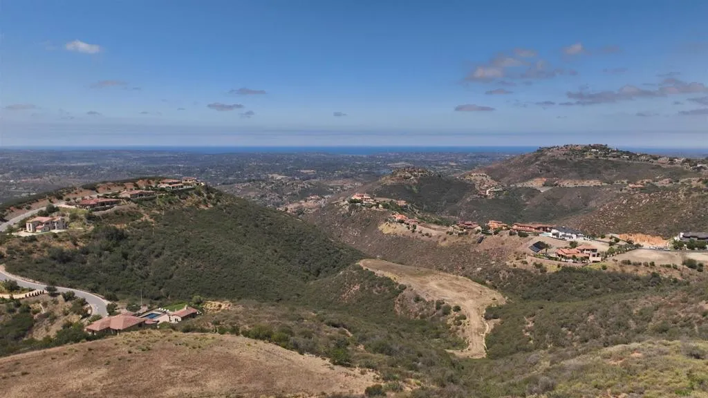 8473 Via Rancho Cielo Rancho Santa Fe, CA 92067 - Photo 12 of 31