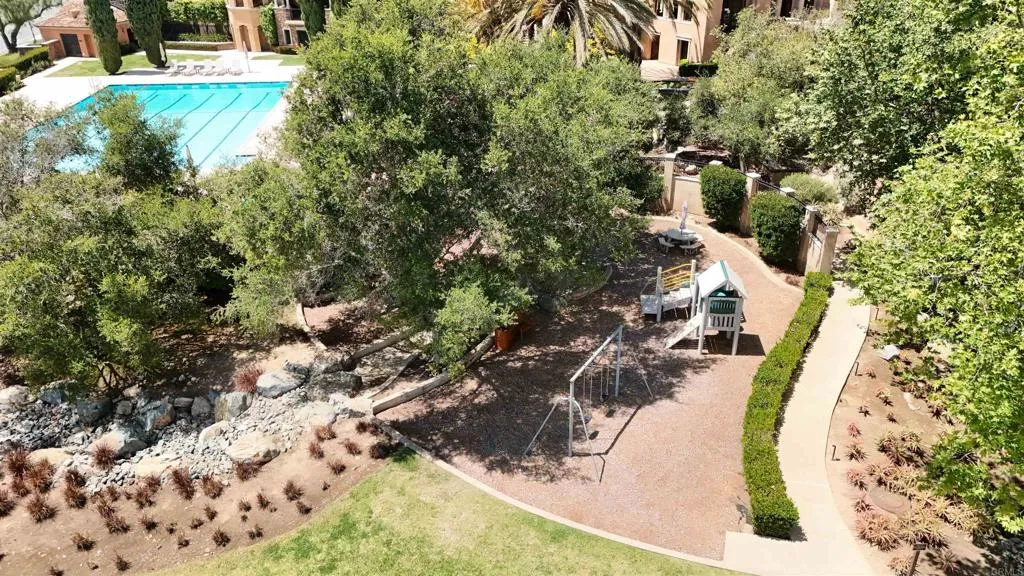 8473 Via Rancho Cielo Rancho Santa Fe, CA 92067 - Photo 23 of 31