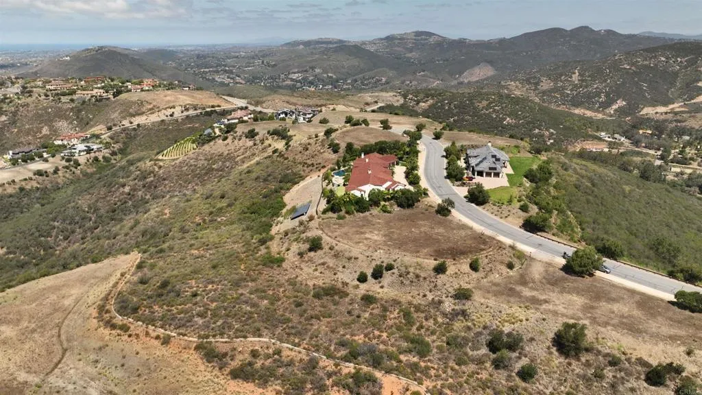 8473 Via Rancho Cielo Rancho Santa Fe, CA 92067 - Photo 6 of 31