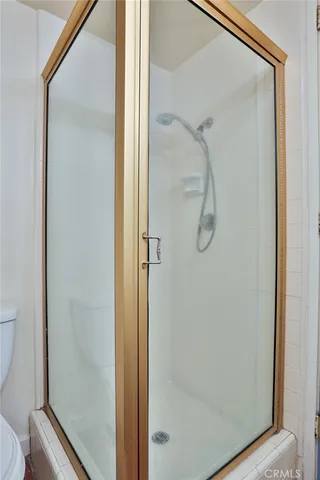 $289,000 | 872 Sierra Vista Drive, Unit 5, Twin Peaks, CA 92391