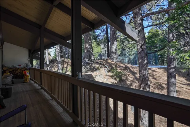 $289,000 | 872 Sierra Vista Drive, Unit 5, Twin Peaks, CA 92391