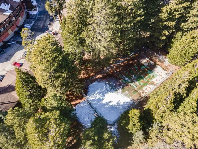 $289,000 | 872 Sierra Vista Drive, Unit 5, Twin Peaks, CA 92391