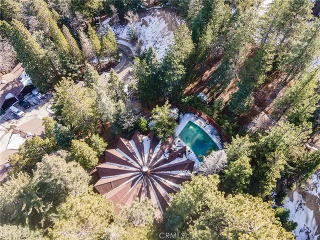 $289,000 | 872 Sierra Vista Drive, Unit 5, Twin Peaks, CA 92391