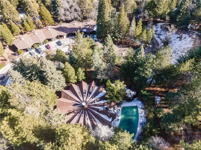 $289,000 | 872 Sierra Vista Drive, Unit 5, Twin Peaks, CA 92391