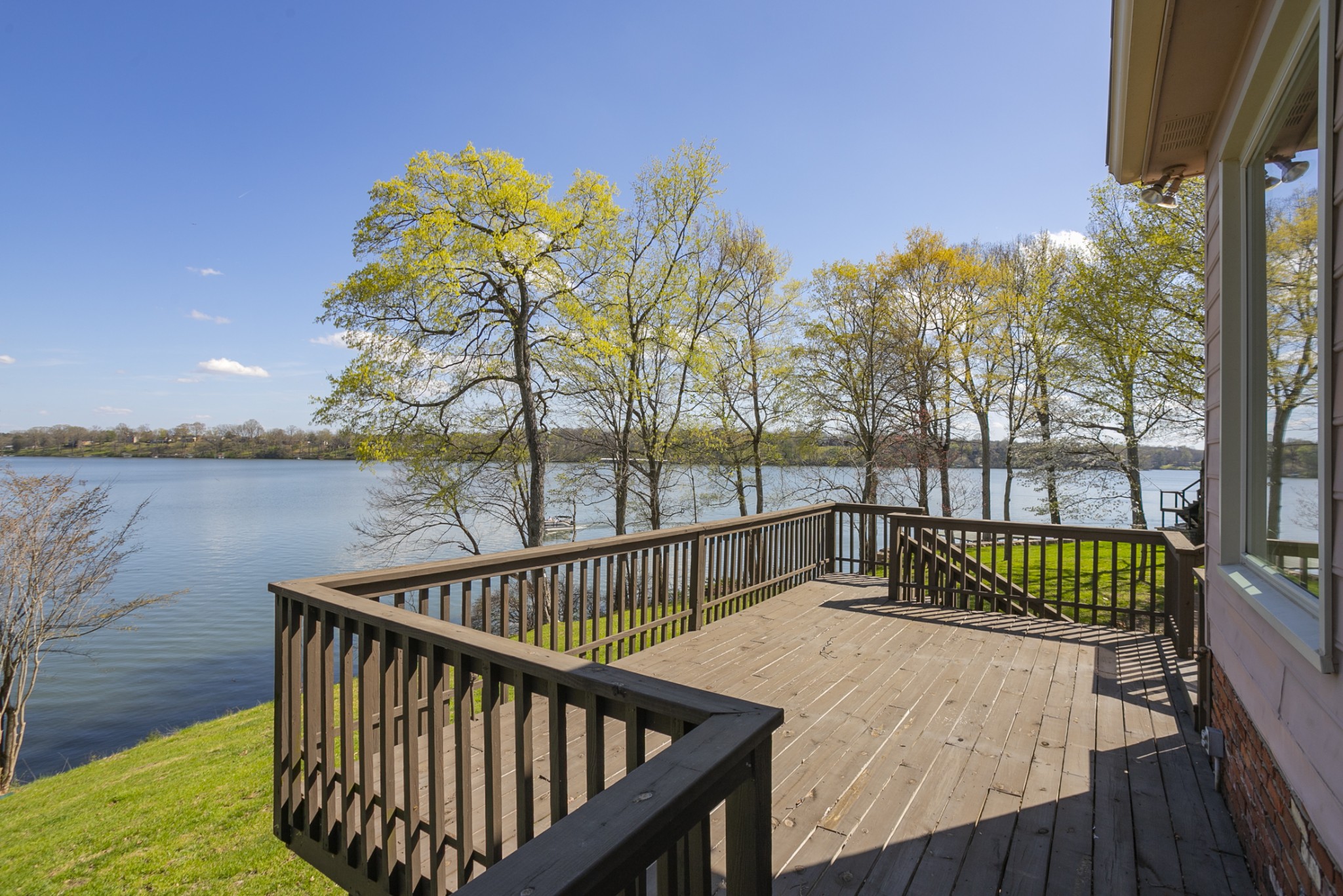 278 Hidden Lake Road Hendersonville, TN 37075 - Photo 3 of 32 Gallery Image 3