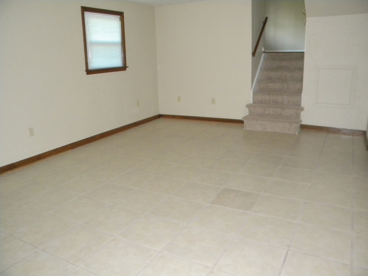 714 Mason Road Vinton, VA 24179 - Photo 11 of 16 Family Room