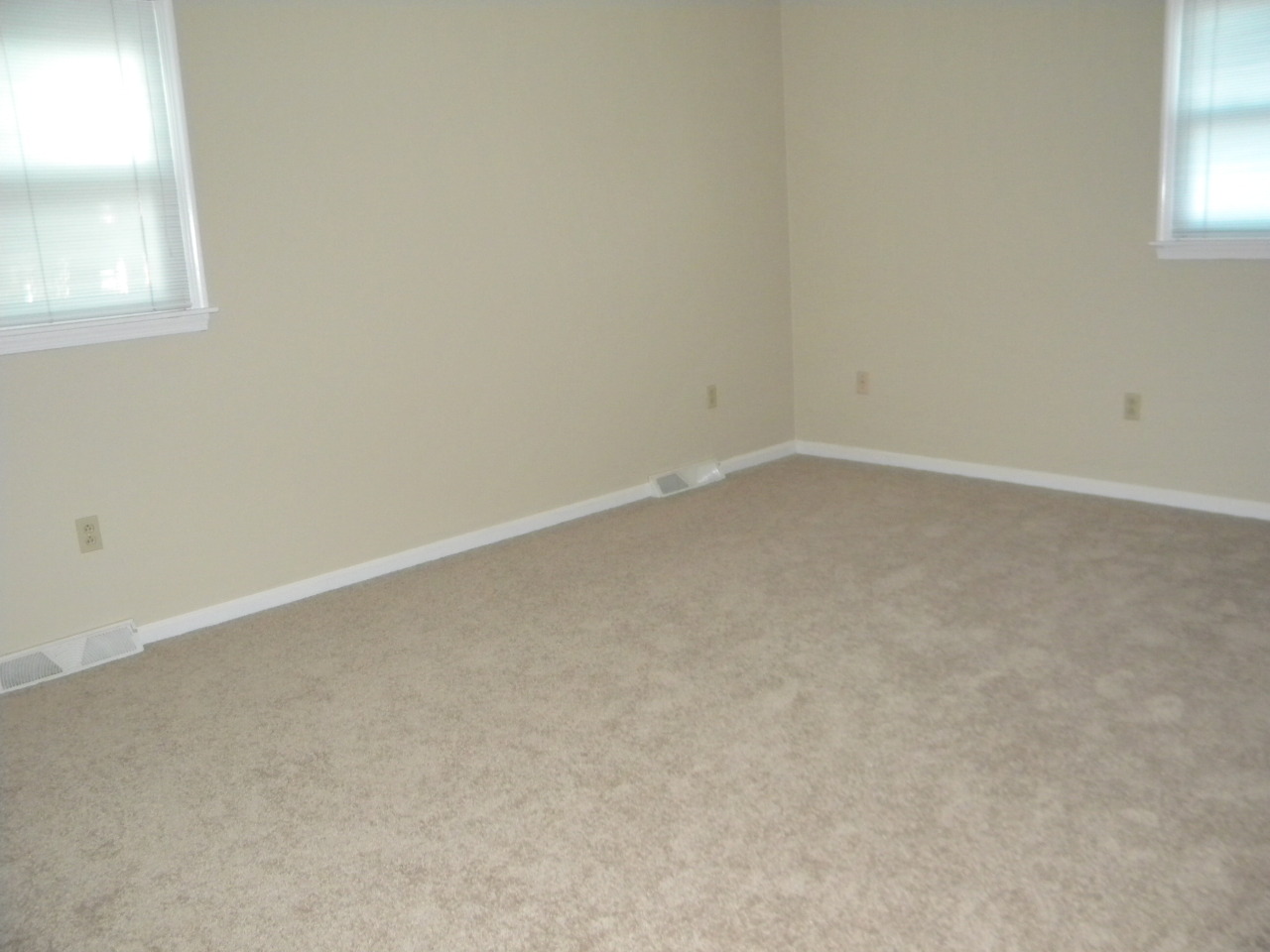 714 Mason Road Vinton, VA 24179 - Photo 6 of 16 Bedroom