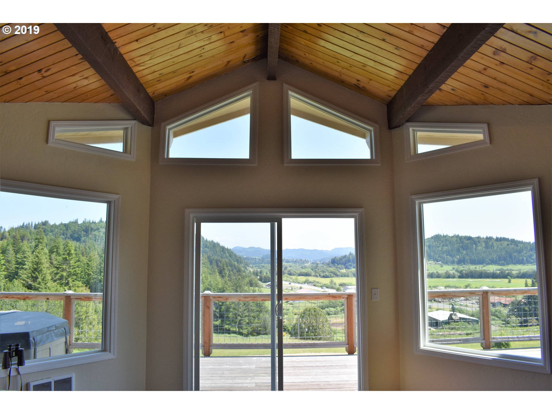 54324 Lucky Road Myrtle Point, OR 97458 - Photo 7 of 30 Gallery Image 7