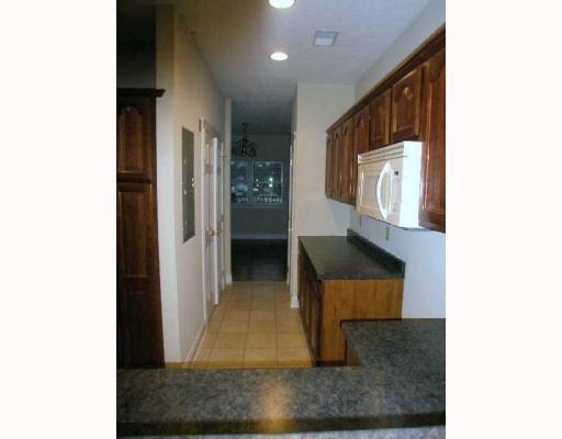 669 Riverside Drive, Unit 2B Beaver, PA 15009 - Photo 5 of 14 Kitchen.