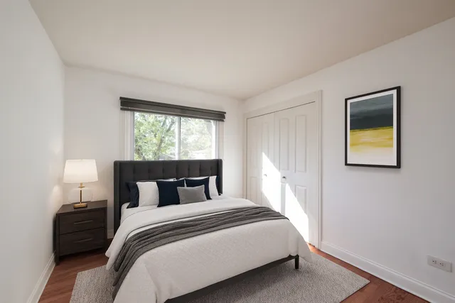 $3,400 | 8909 South 85th Court, Hickory Hills, IL 60457