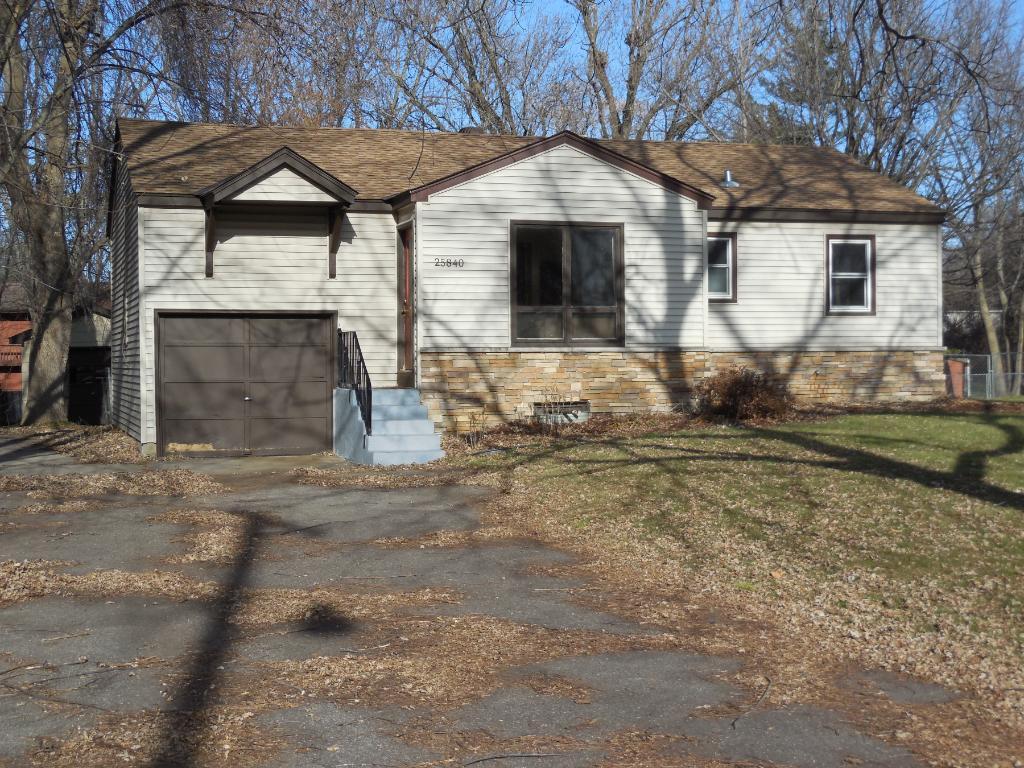 25840 Smithtown Road Shorewood, MN 55331 - Photo 2 of 12 Gallery Image 2
