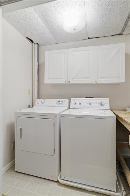 809 Wedgewood Way Atlanta, GA 30350 - Photo 23 of 27 a utility room with dryer and washer