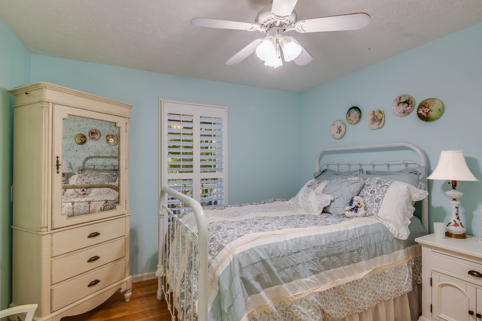 2963 Cole Ridge Road Beechgrove, TN 37018 - Photo 15 of 26 a bedroom with a bed and a window